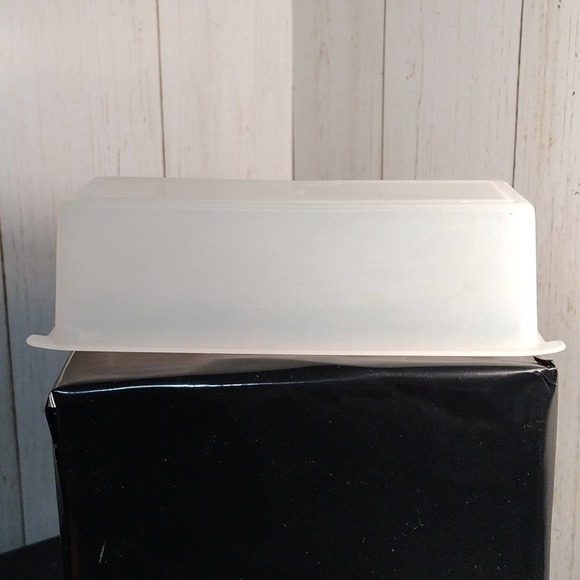 Tupperware 1/4 cup Butter Savers Lid REPLACEMENT #637 (A5) - Picture 1 of 5